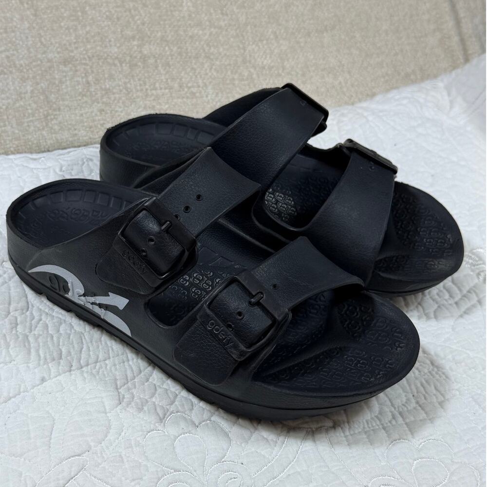 Gdefy Women's 8 Black GComfort VersoCloud Thong Sandal Slip On Rubber Comfort